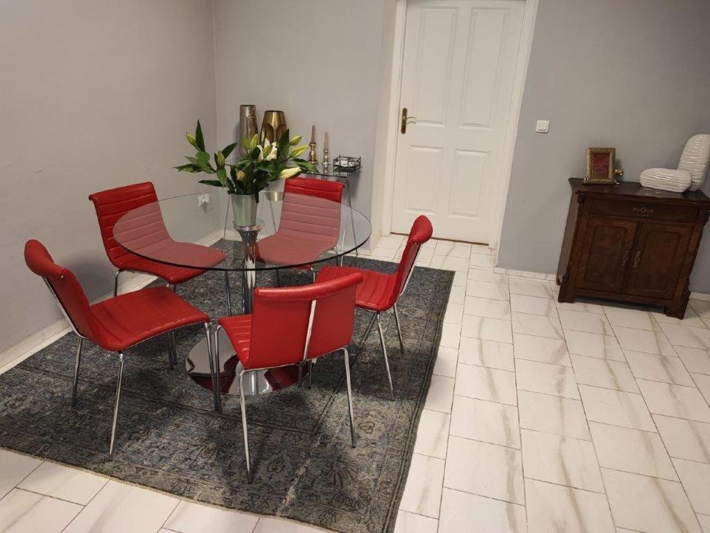 Central Vienna Apartment With Unique 40M2 City Garden & Self Check In Kültér fotó