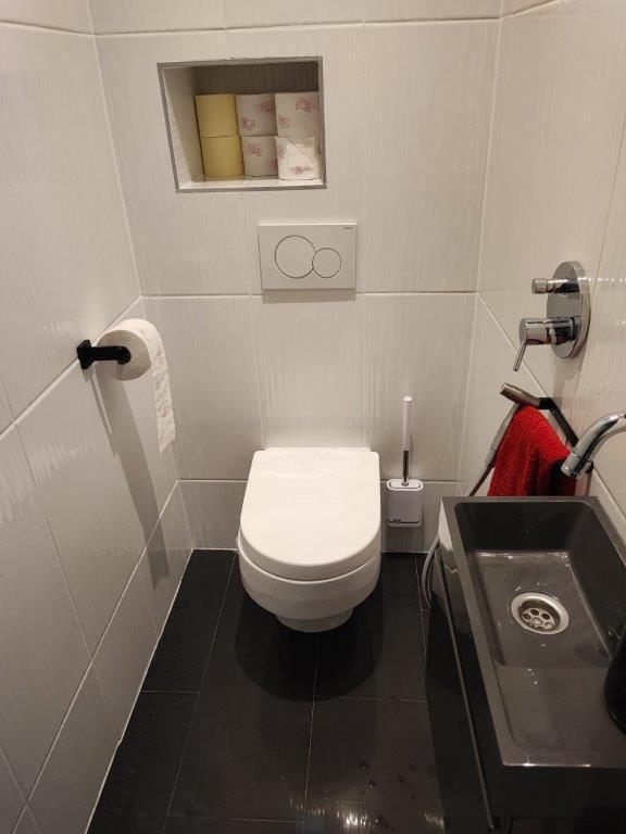 Central Vienna Apartment With Unique 40M2 City Garden & Self Check In Kültér fotó